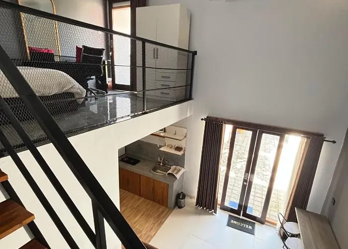 アパート Loft Mezannine Sutji Lliving